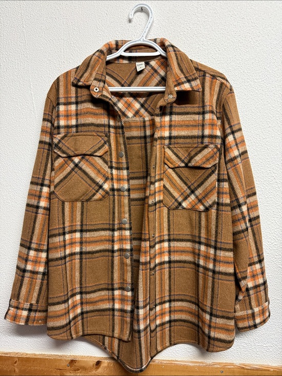 twik Jackets & Blazers - Simon’s Plaid Shacket Jacket in Camel Brown with pockets!